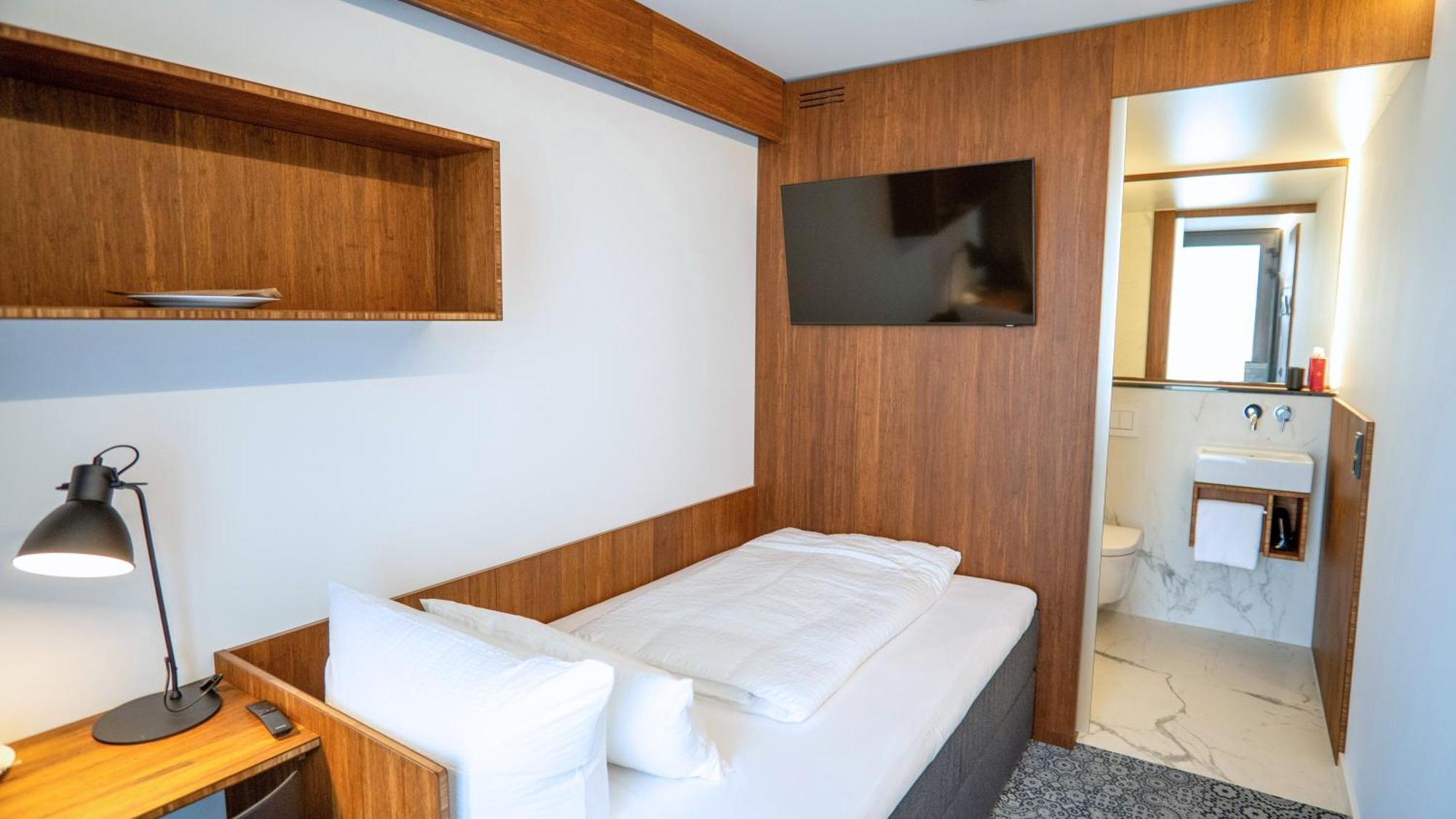 Tin Inn - Heinsberg - Das Hotel Aus Hochwertig Ausgebauten Ueberseecontainern Zewnętrze zdjęcie